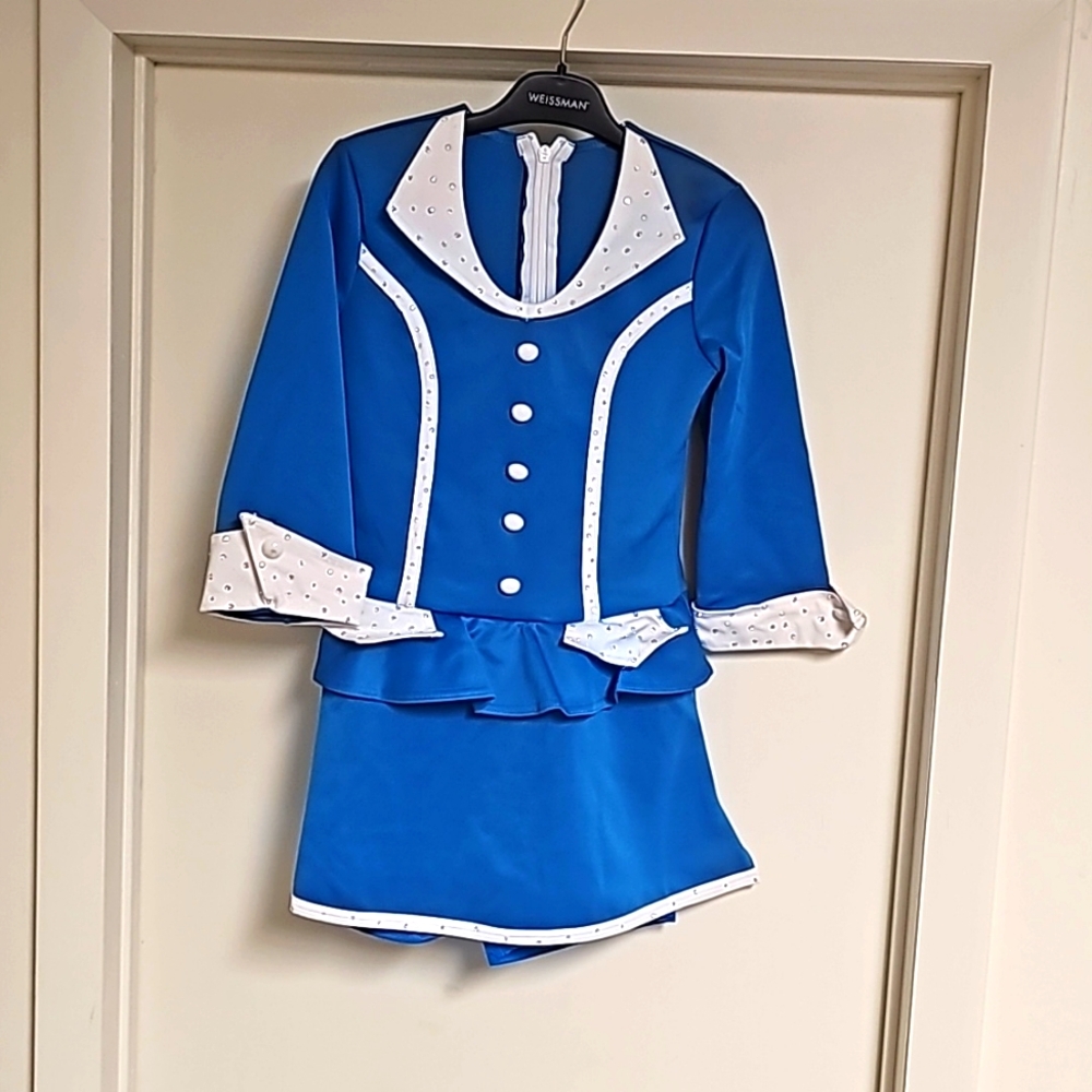 Weissman Costume